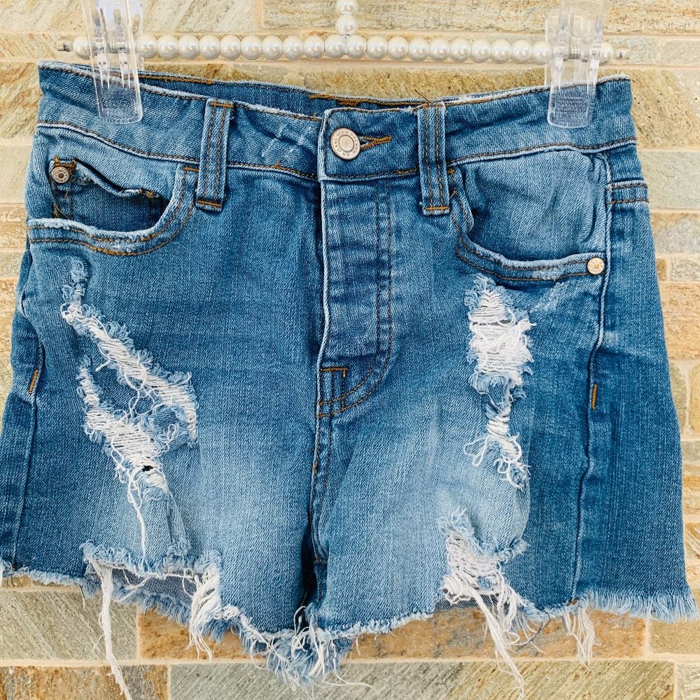 I&M HIGH RISE KYLIE DESTROYED JEAN SHORTS SZ SMALL